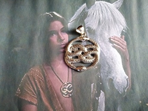 Auryn atreyu storia - auryn-atreyu,