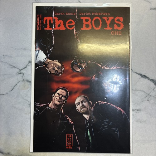 The boys dynamite edition - boys, #1