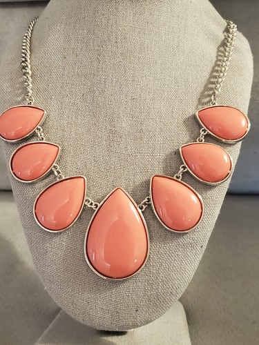 Collana costume moderna
