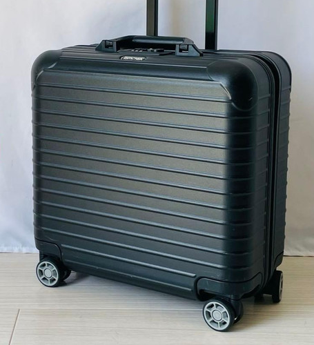Rimowa salsa business - salsa,