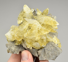 Calcite con pirite - miniera
