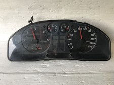QUADRO STRUMENTI CONTACHILOMETRI PER AUDI A4 Berlina (B5) 8d0919033a (94>99)