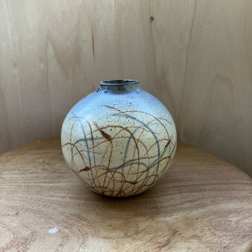 Vaso portaerba firmato
