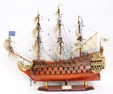 Très belle maquette en bois