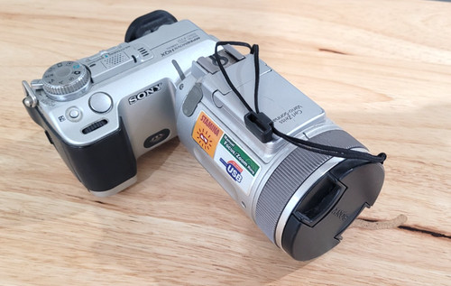 Sony dsc f717 cyber shot - dsc-f717,
