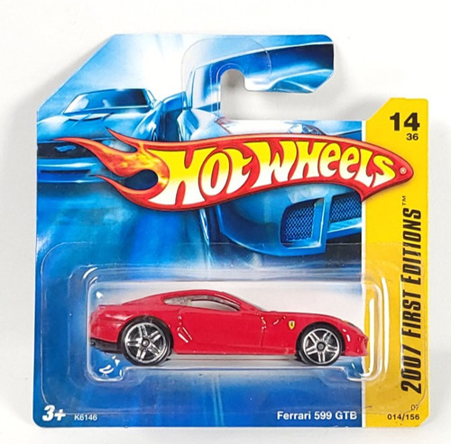 Scheda corta hot - corta, wheels