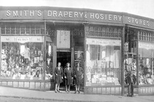 aax-74 Shopfront, Smiths