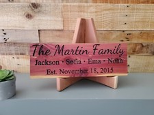 Targa in legno intagliato nomi