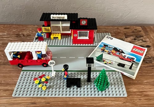 Lego town 379 bus - 379, station