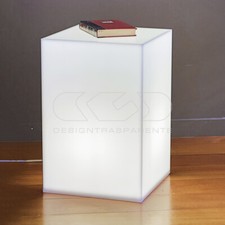 Cubo luminoso L30 comodino tavolino in plexiglass bianco