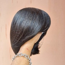 Parrucca donna in monofilamento sintetico, lavorata completamente a mano