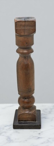 Antico wooden paga gamba - paga,