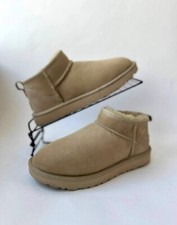 UGG CLASSIC ULTRA MINI BOOT