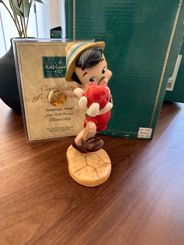 Nuova statuina walt disney - nuova,