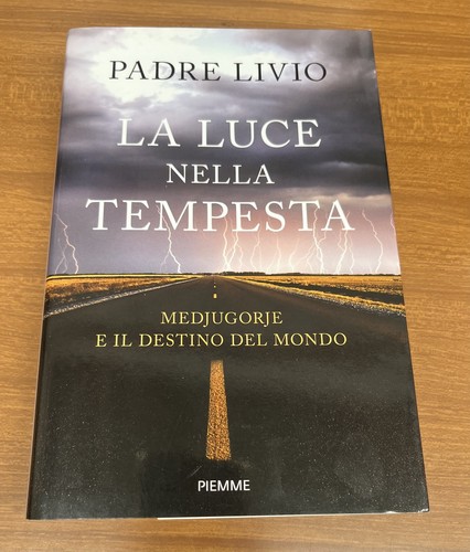Libro luce nella tempesta - "la,