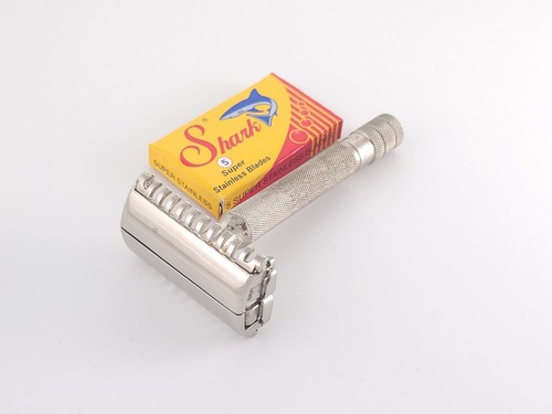 Gillette senator open comb - gillette,