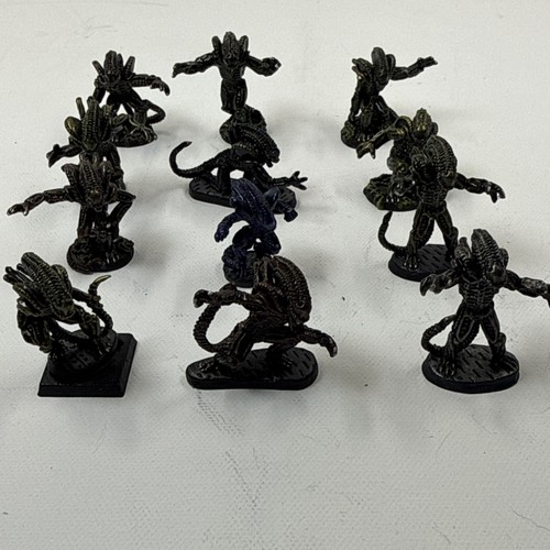 Dungeons dragons aliens - &,