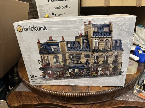 Lego bricklink 910032 parisian - lego,