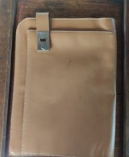 Borsa Lavoro Salvatore Ferragamo [con chiusura manuale. Beige]