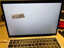 Apple Macbook Air 13” 2020
