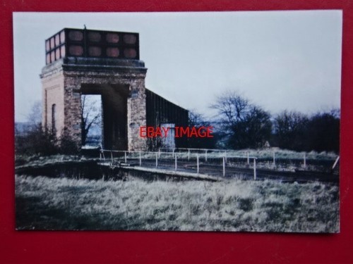 Photo onley water tower - water,