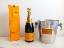Champagne e Secchiello Veuve