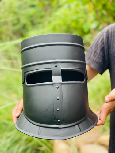 Solaire knight helmet - solaire,