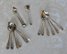 J Elliot Sheffield c1880 Motivo Veneziano Cucchiaini da Tè Caffè Pinza e Cucchiaio Zucchero