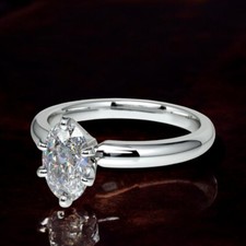 Anello di fidanzamento in oro