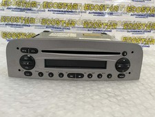AUTORADIO RADIO LETTORE CD