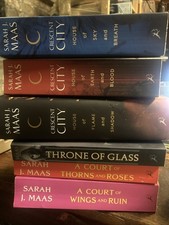 Sarah J. Maas 7 Books Collection Set A Court of Thorns and Roses ￼ Crescent City