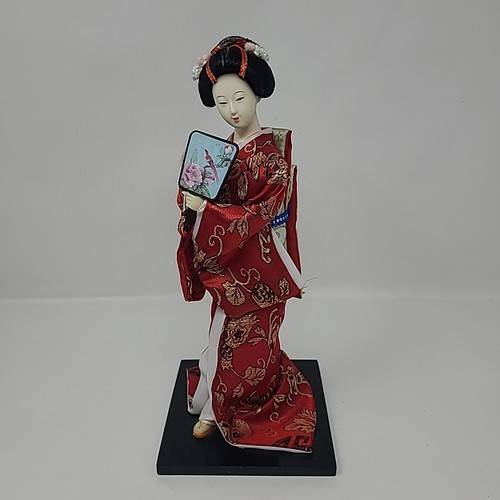 Bambola geisha giapponese