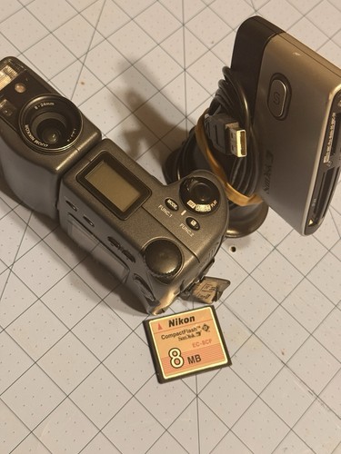 Nikon coolpix 990 - nikon,