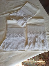 3 Tre Asciugamani antichi in lino con lunghe frange
