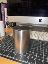 Jam Pot Stelton Cylinda Line di Arne Jacobson piccoli graffi dovuti al normale utilizzo.