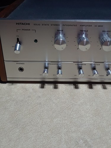 Hitachi 600 amplificatore - 600,