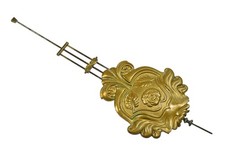 Vecchio orologio a pendolo