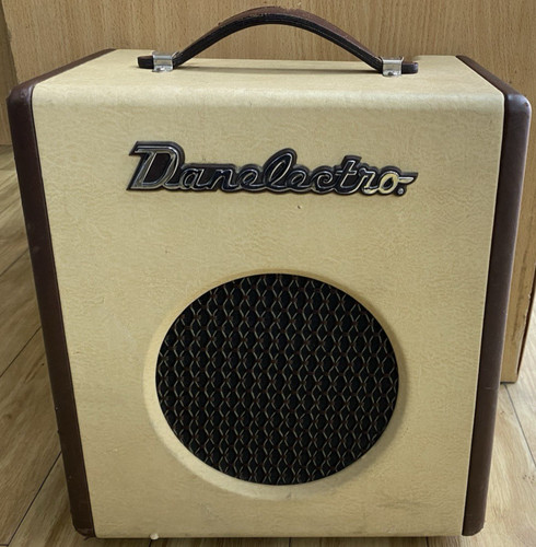 Danelectro nifty seventy - danelectro,