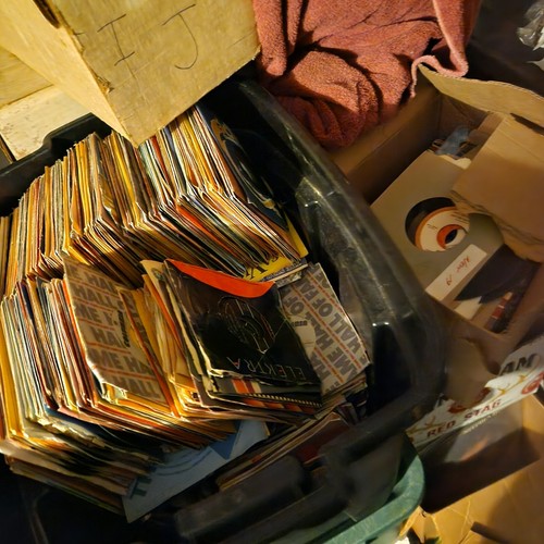 Random lot 45rpm records - random,