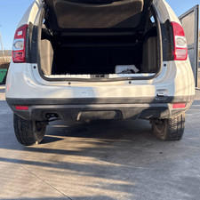 850220034R Paraurti post