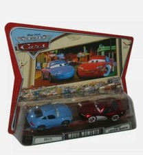 Disney Cars Movie Moments Sally & Cruisin McQueen set auto giocattolo sovralimentato