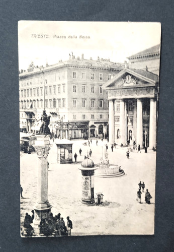 Trieste piazza della borsa - a),