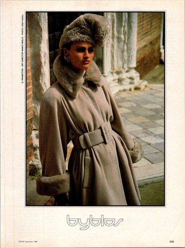 1988 byblos sexy cappotto - •byblos,