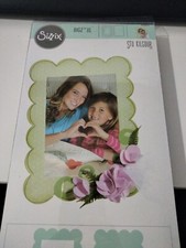 Fustella XL sizzix 34.43 x 15.24 x 1.59 cm CORNICE CON RETRO COD 656610