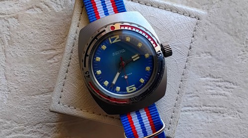 Orologio subacqueo anfibio