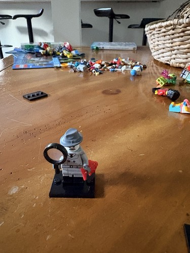 Lego minifigure detective - lego,