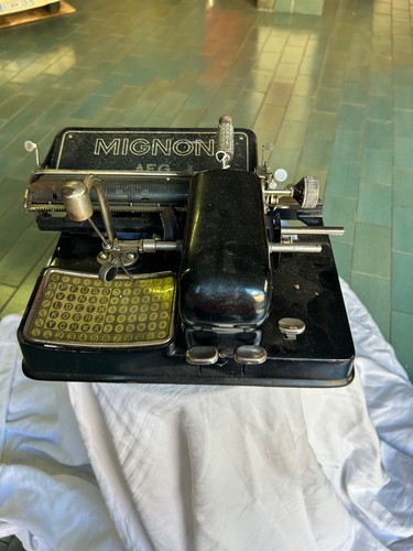 Rarissima macchina scrivere - macchina,