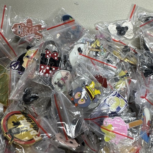 Lotto 300 spille disney - disney,