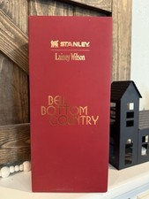 Lainey Wilson Stanley nuovo