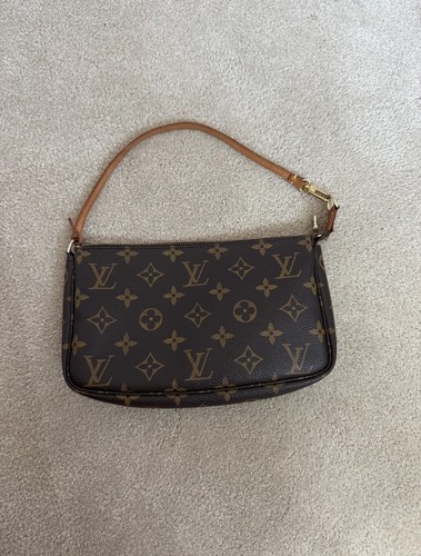 Louis vuitton monogram - louis,